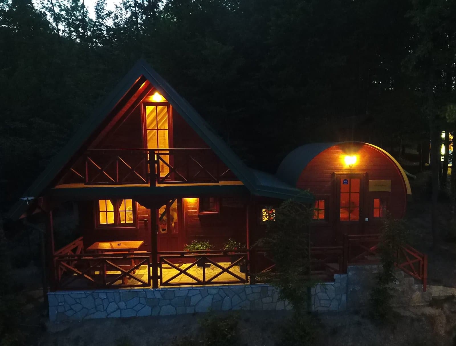 Zlatna Brvnara Dobar Pogled - fotografija 1